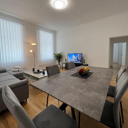 Modernes Juwel In Zentraler Lage Apartment Виена Екстериор снимка