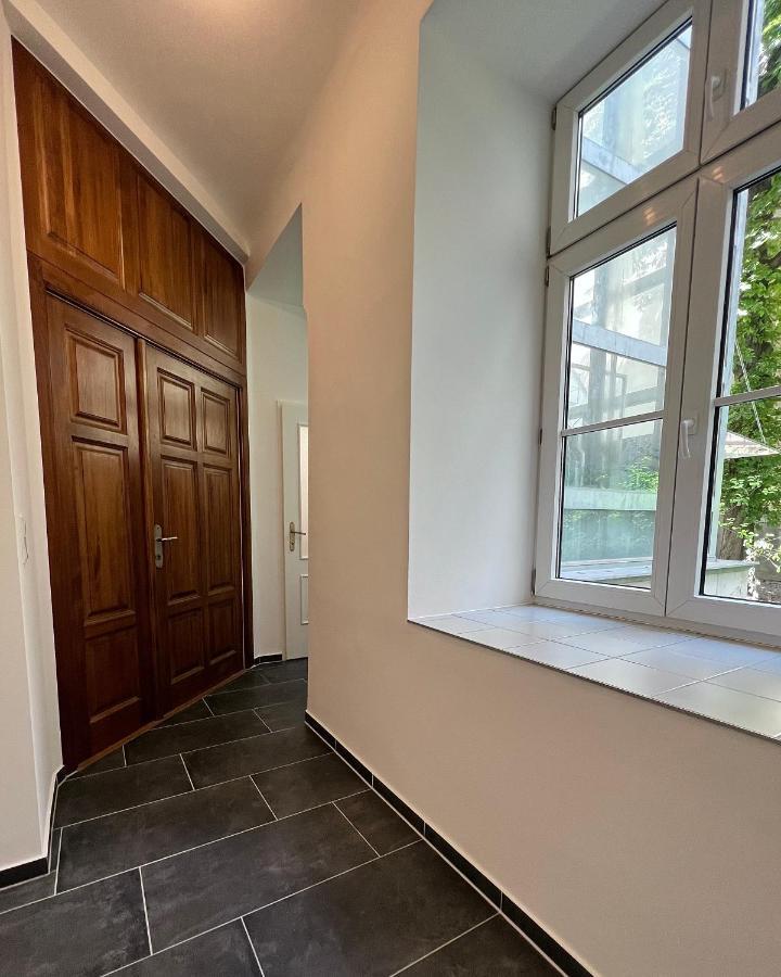 Modernes Juwel In Zentraler Lage Apartment Виена Екстериор снимка